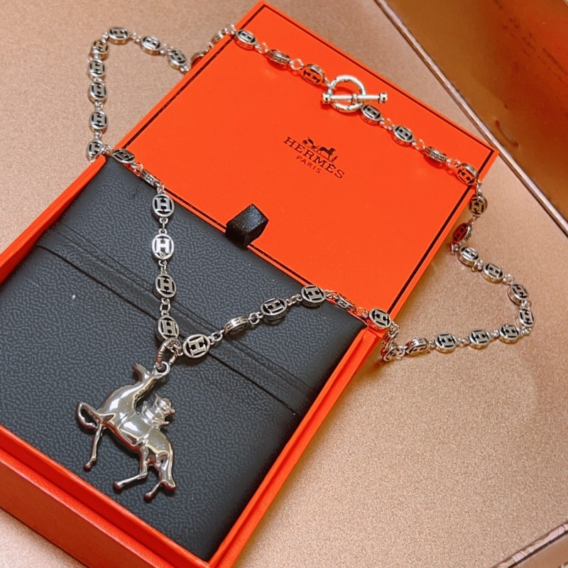 Hermes necklace