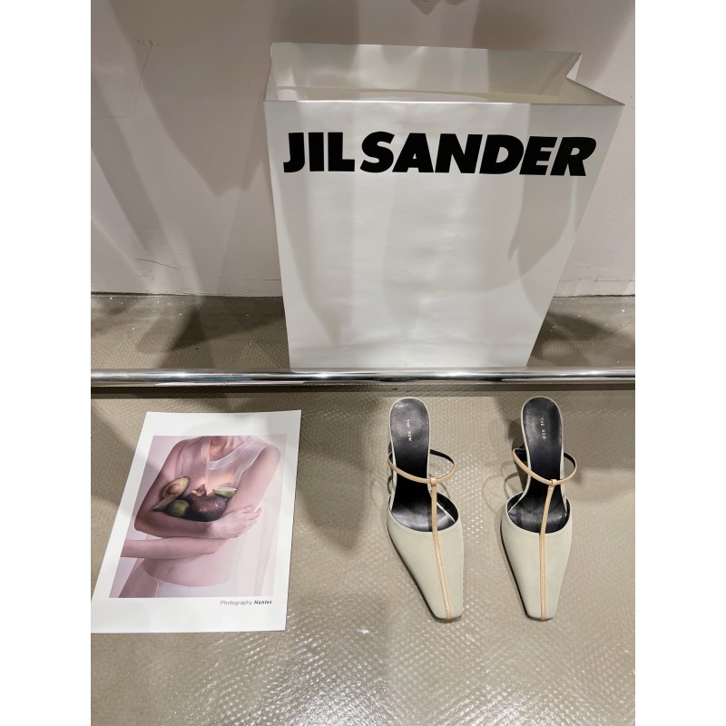 𝐓𝐡𝐞 𝐫𝐨𝐰 |𝟐𝟎𝟐𝟐/𝐒𝐒 𝐧𝐞𝐰 Retro minimalist wrap-around heels Custom leather Original outsole