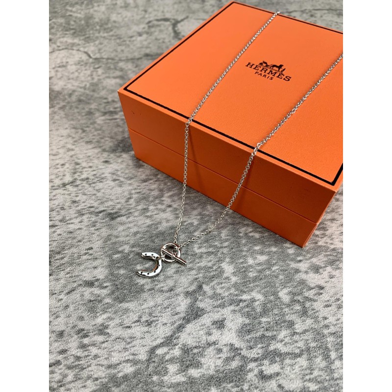 Hermes necklace