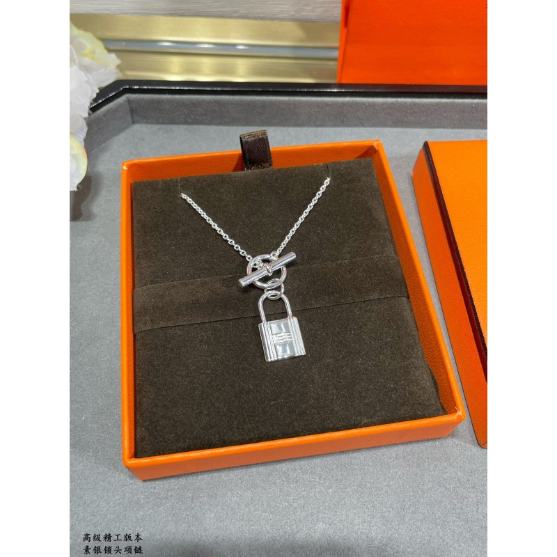 Hermes necklace