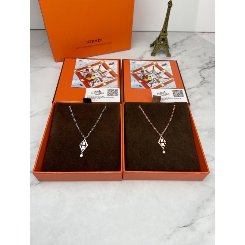 Hermes necklace