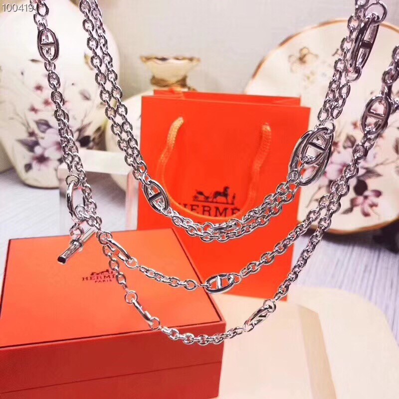 Hermes necklace