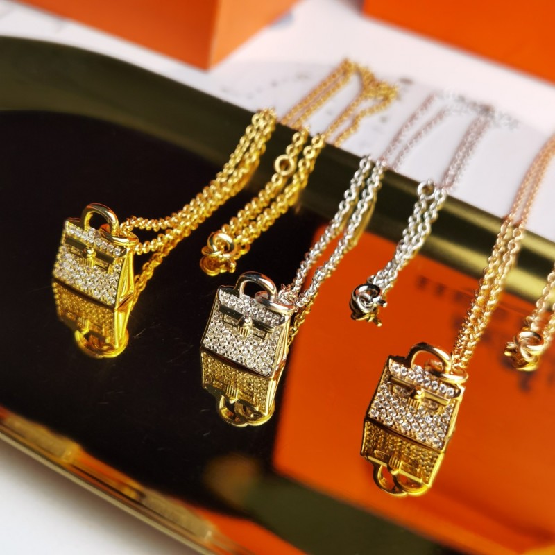 Hermes necklace