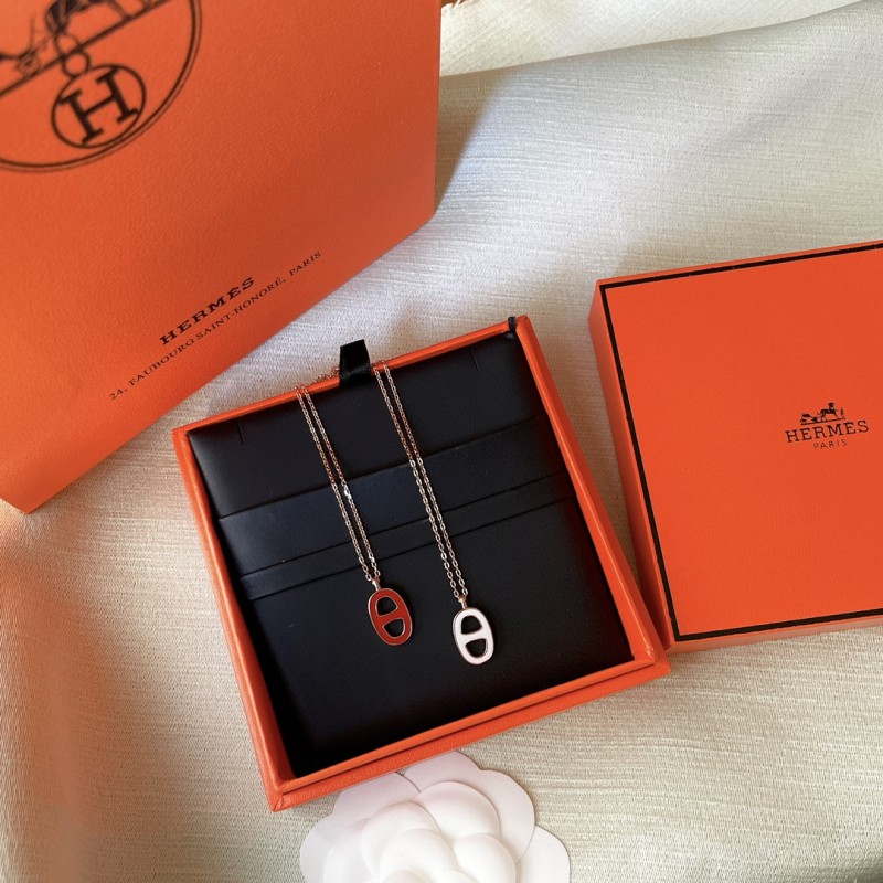 Hermes necklace