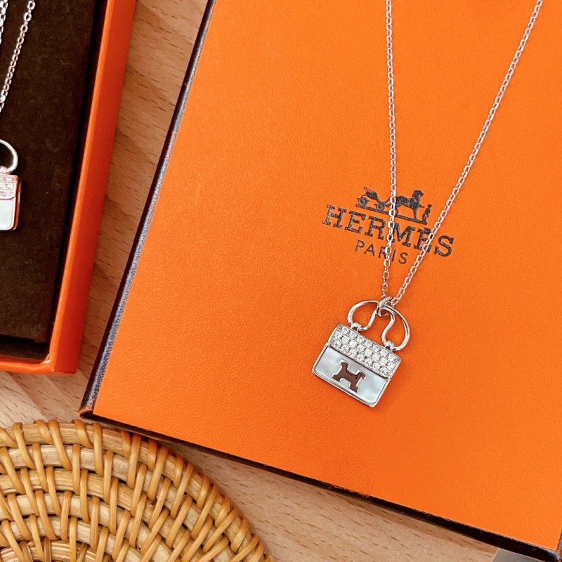 Hermes necklace