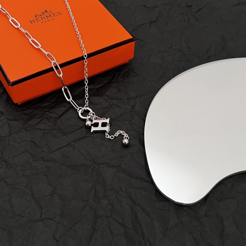 Hermes necklace