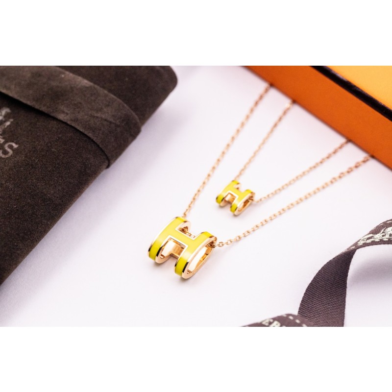 Hermes necklace