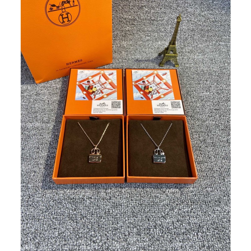 Hermes necklace