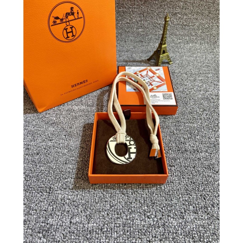 Hermes necklace