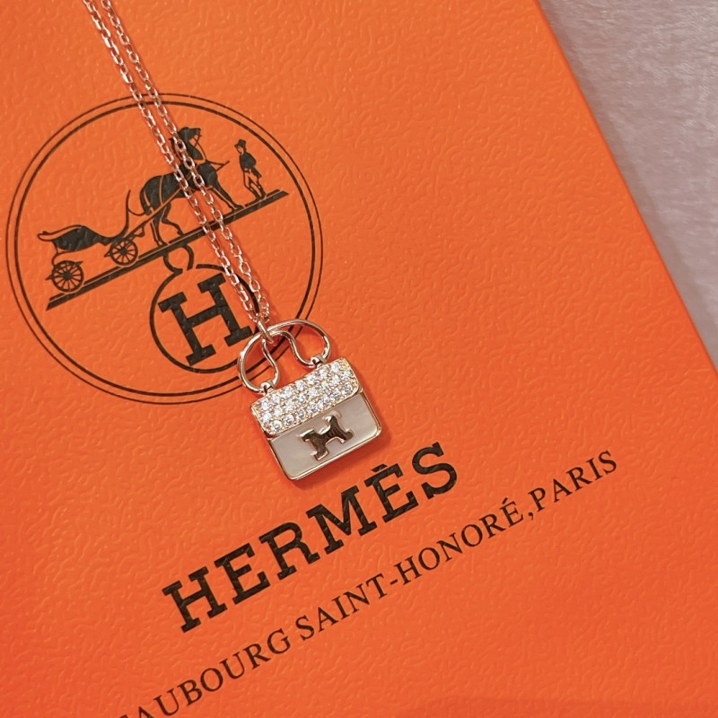 Hermes necklace
