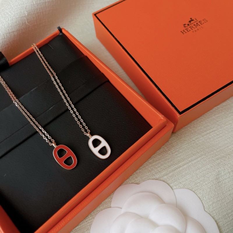Hermes necklace