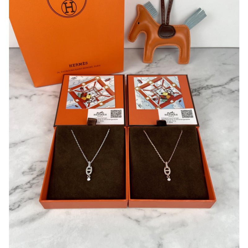 Hermes necklace