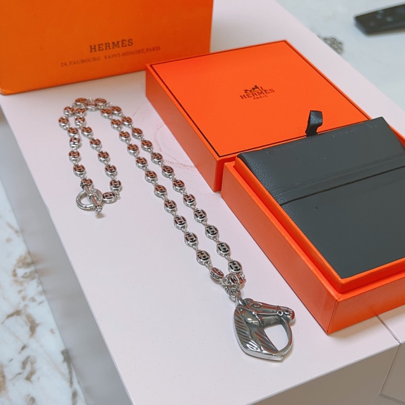 Hermes necklace