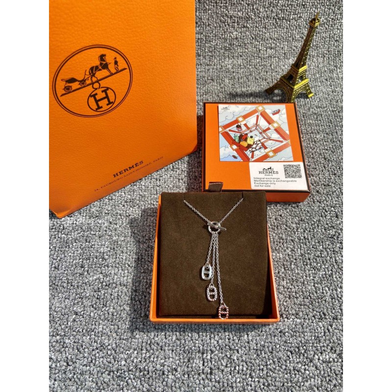 Hermes necklace