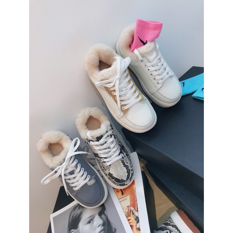 SUNNEI Italian niche brand SUNNEI, minimalist style, simple and casual, forming a relaxed fun