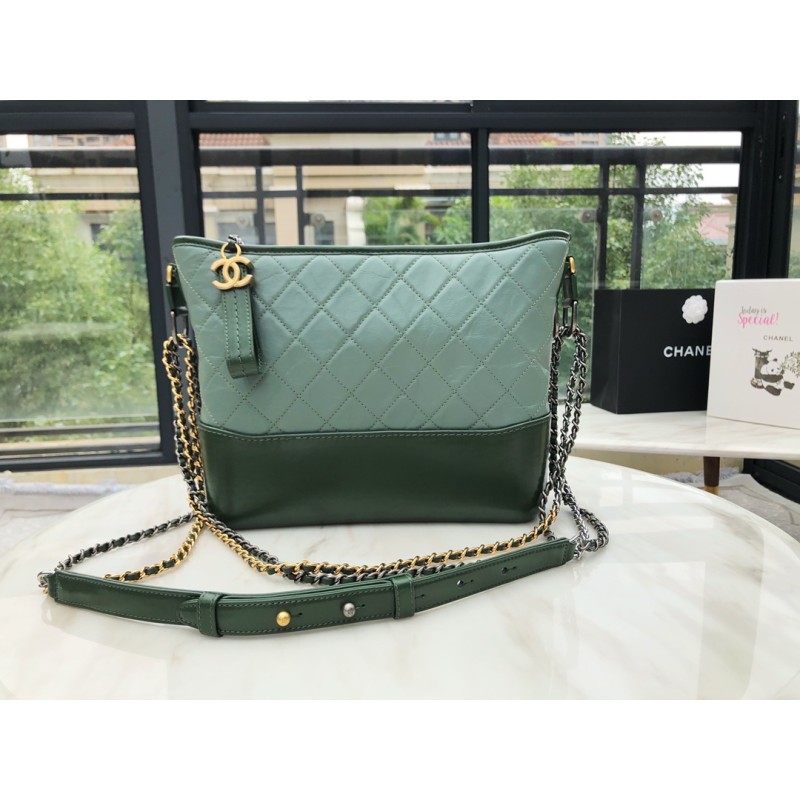 𝗖𝗵𝗮𝗻𝗲𝗹 𝗚𝗮𝗯𝗿𝗶𝗲𝗹𝗲❥ classic stray bag Italy 🇮🇹 "Montebello" original cowhide:Medium Cuba Green