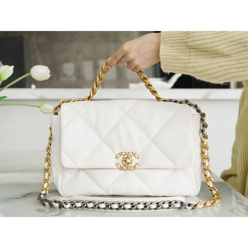 𝗖𝗛𝗔𝗡𝗘𝗟 ❶❾ 𝗕𝗔 𝗚 Original lambskin series ❥ Genuine leather ❥ Medium ❥ Snow White 👰♀️