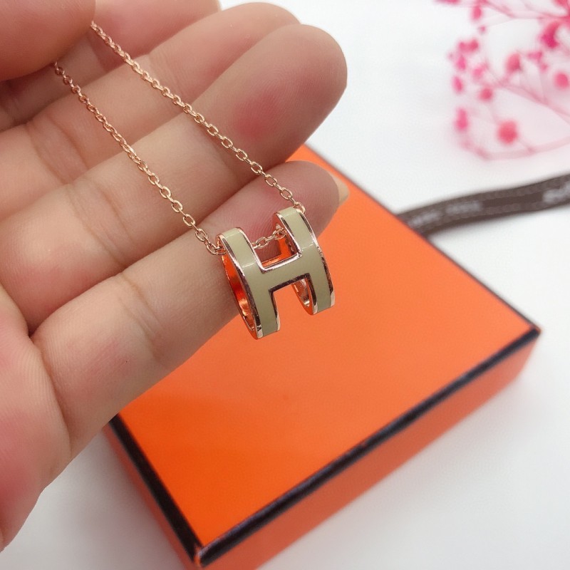 Hermes necklace