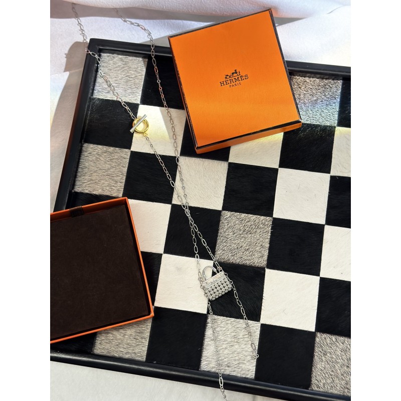 Hermes necklace