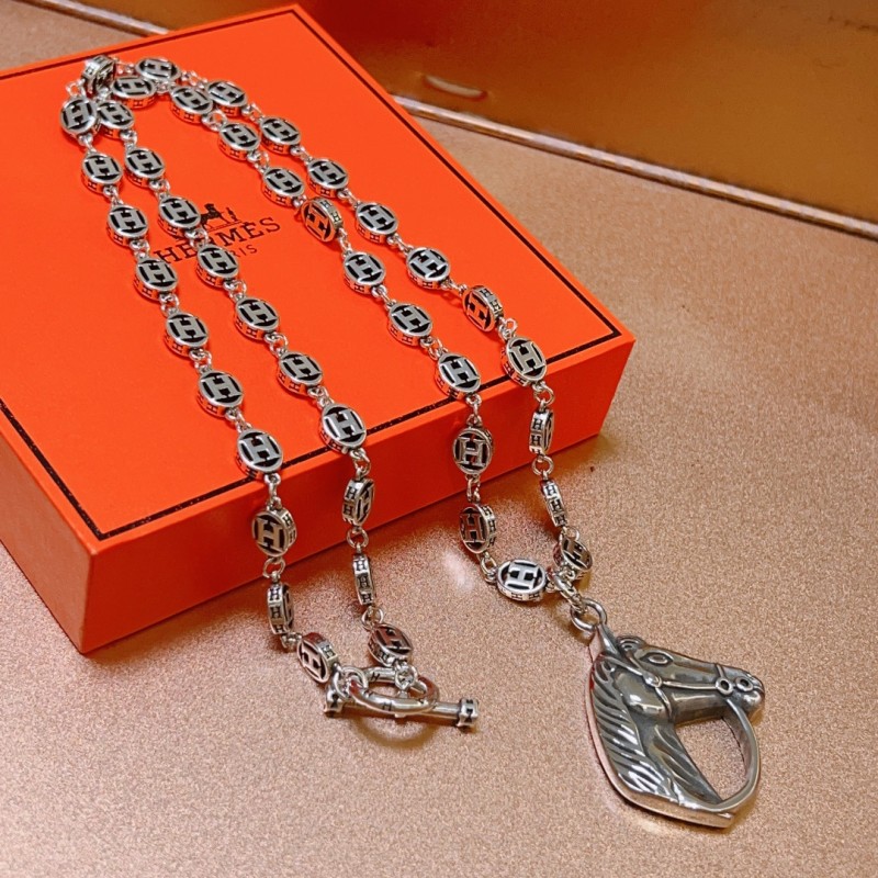 Hermes necklace