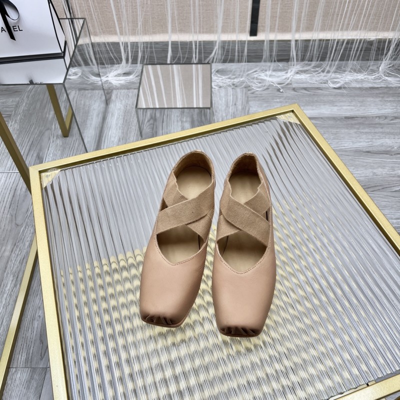 𝐔𝐌𝐀 𝐖𝐀𝐍𝐆|𝟐𝟎𝟐𝟑/𝐒𝐒 𝐧𝐞𝐰 UMA WANG classic models retro do old ballet shoes