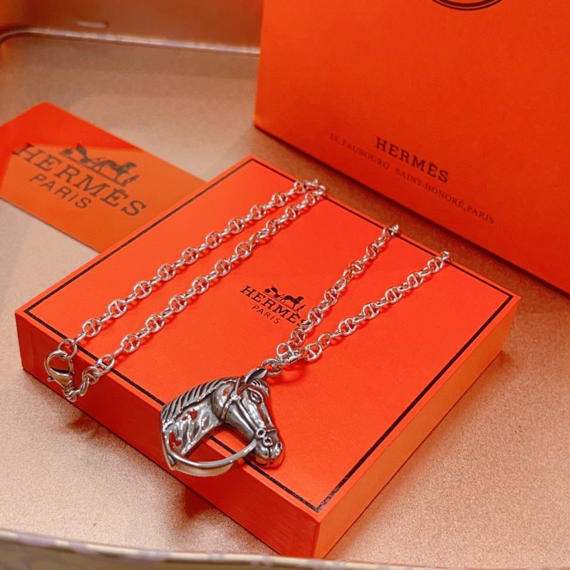 Hermes necklace