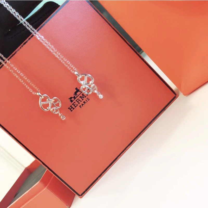 Hermes necklace