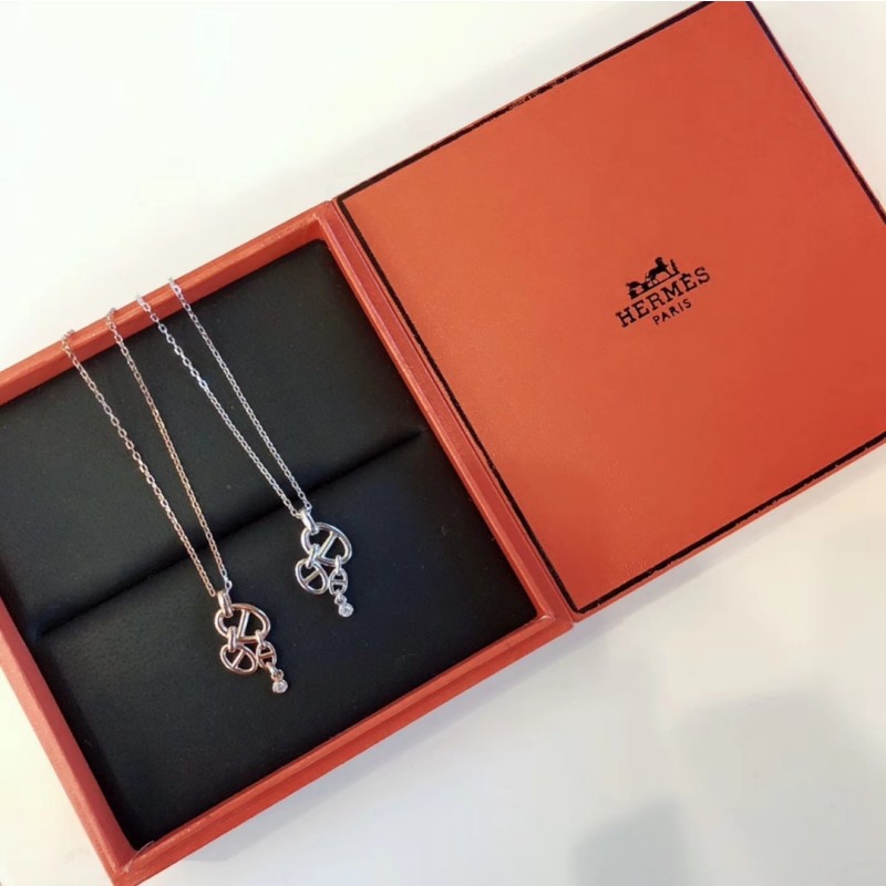 Hermes necklace