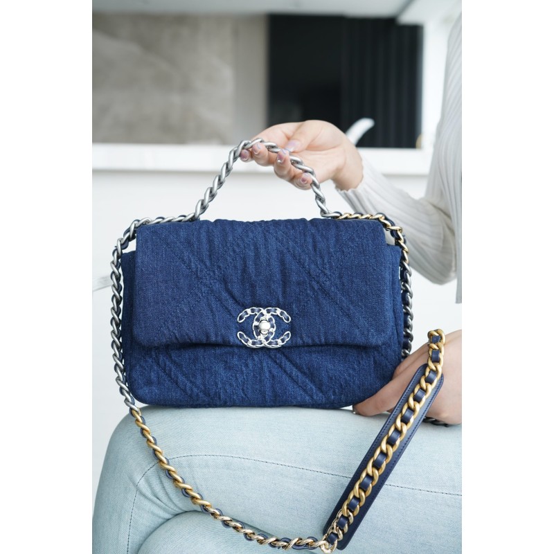 𝗖𝗛𝗔𝗡𝗘𝗟 ❶❾ 𝗕𝗔𝗚 Original denim series ❥ Genuine leather ❥ Small ❥𝟮𝟮𝗣𝗣 Dark denim