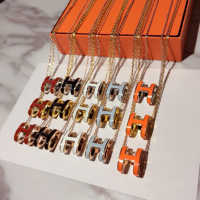 Hermes necklace