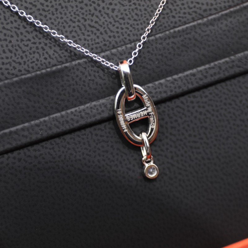 Hermes necklace