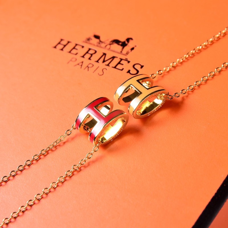 Hermes necklace