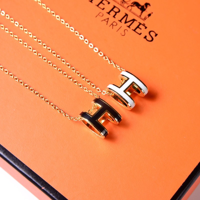 Hermes necklace