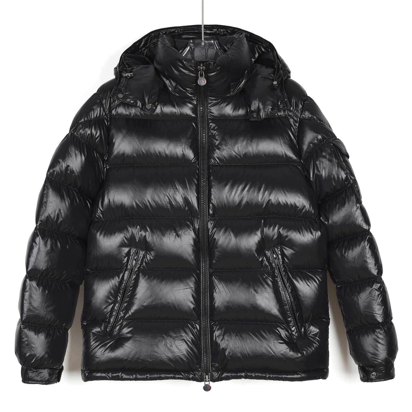 The maya jacket revisits shapes from the Moner archive with a contemporary style and cutting edge