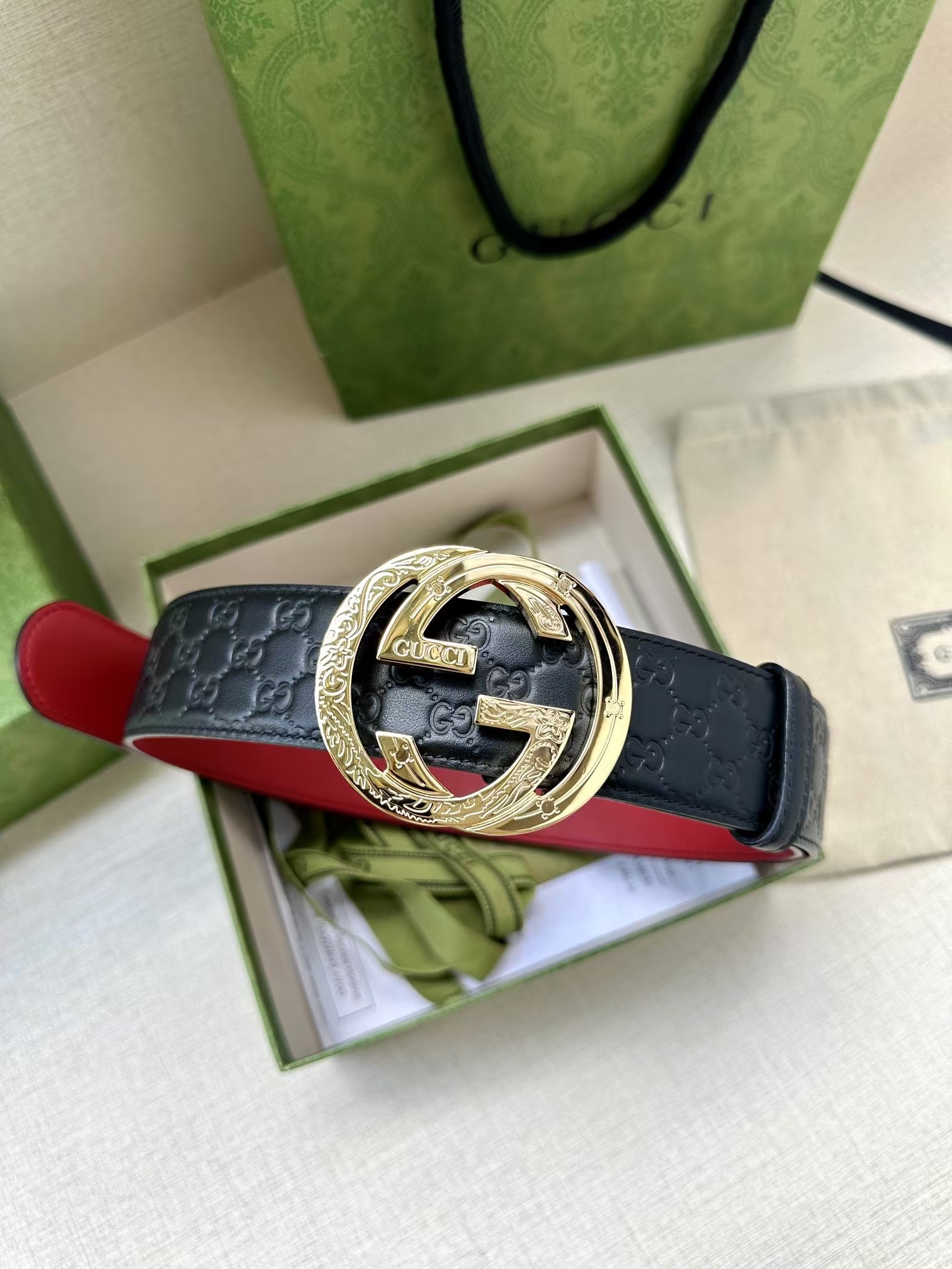 Gucci belt