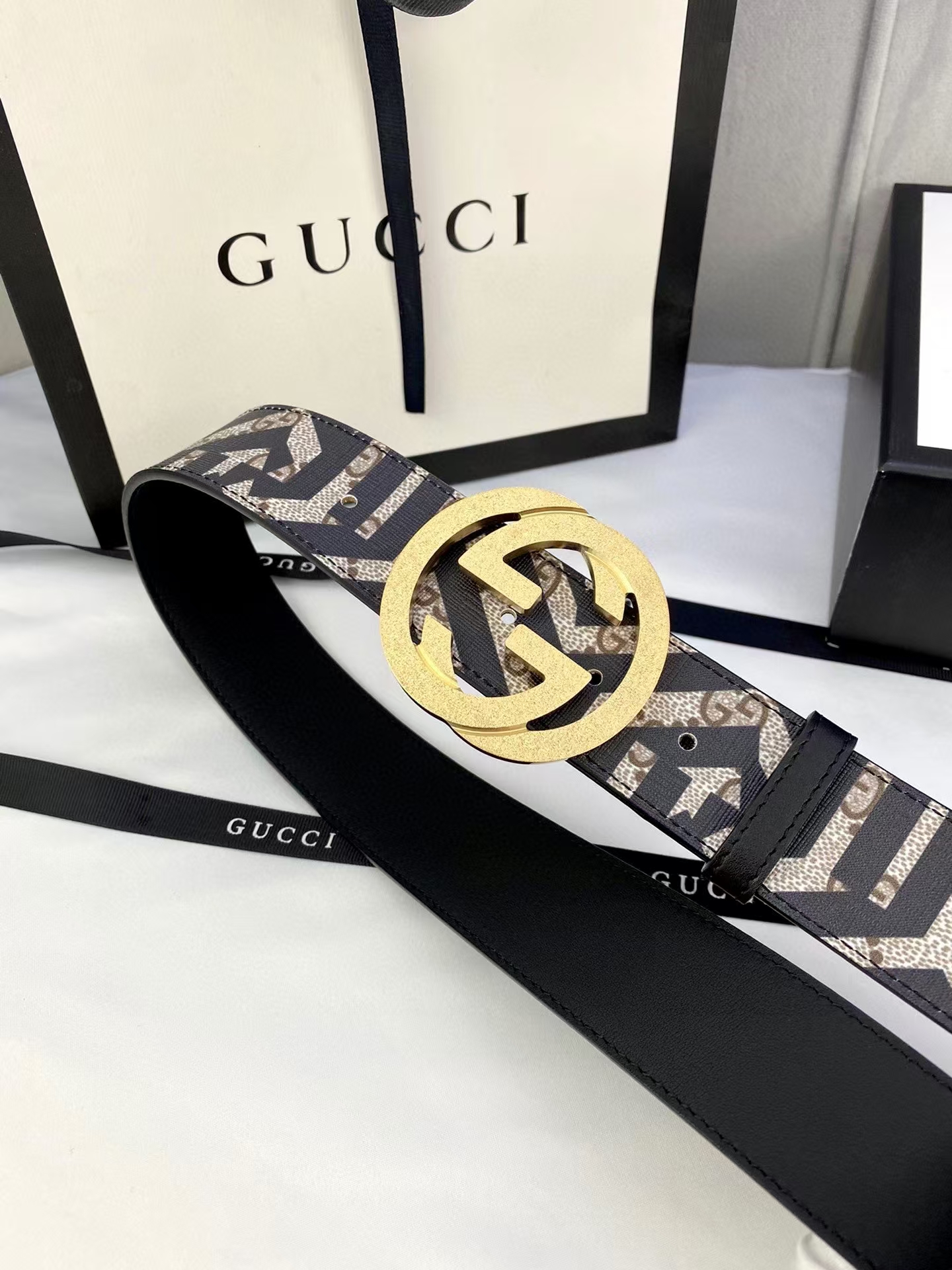 Gucci belt