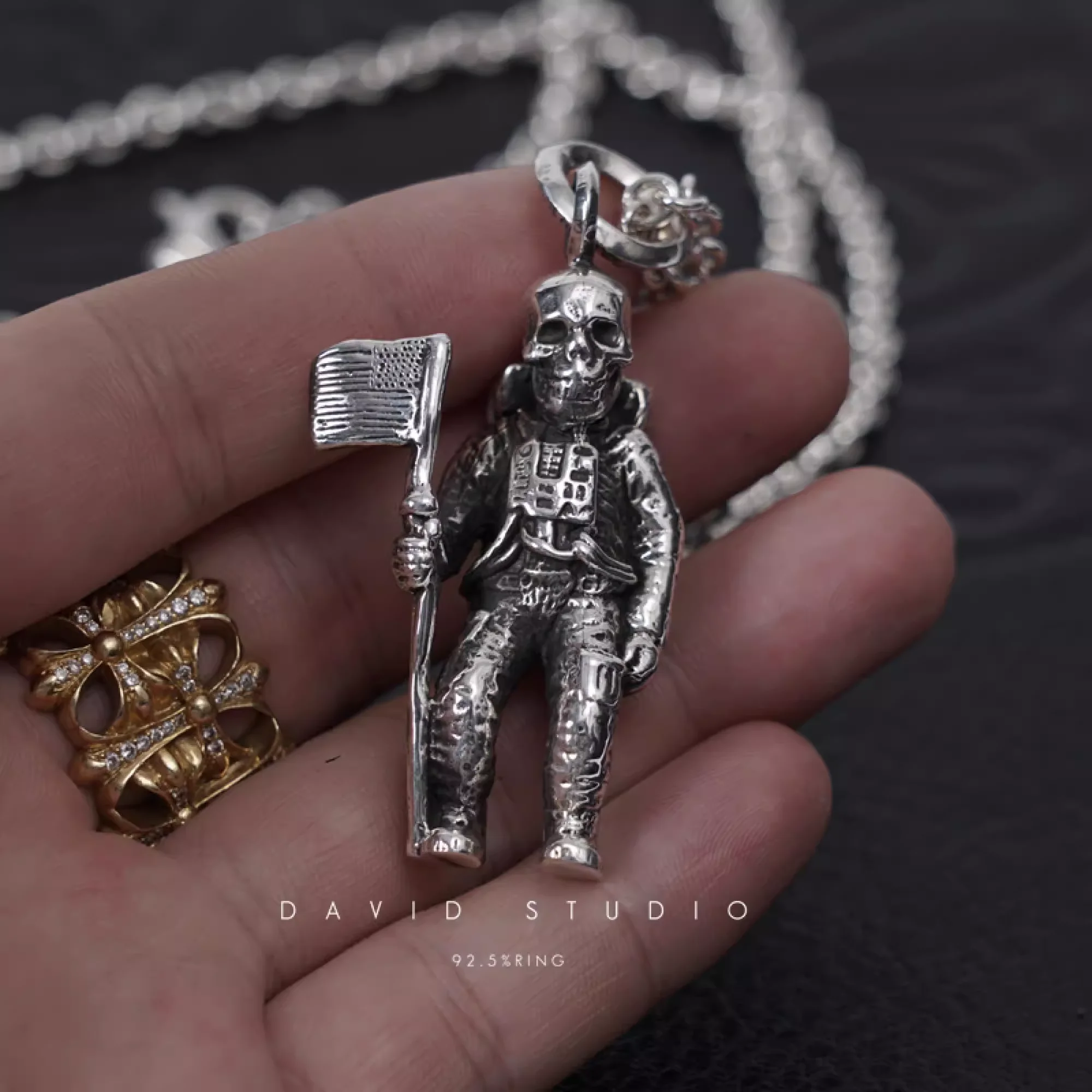 CHROME HEARTS FOTI ASTRONAUT PENDANT – ROLL CHAIN