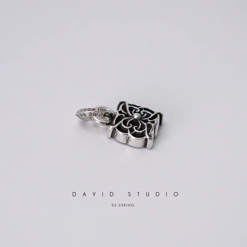 CHROME HEARTS ETERNITY VINE PENDANT