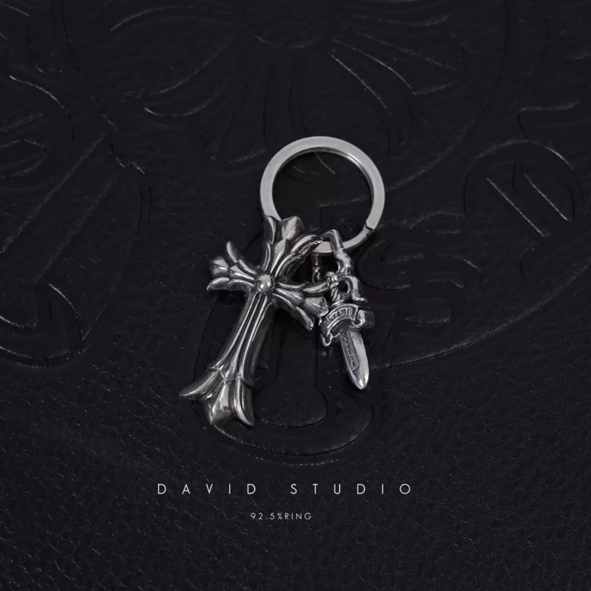 CHROME HEARTS DOUBLE CROSS AND DAGGER KEY RING
