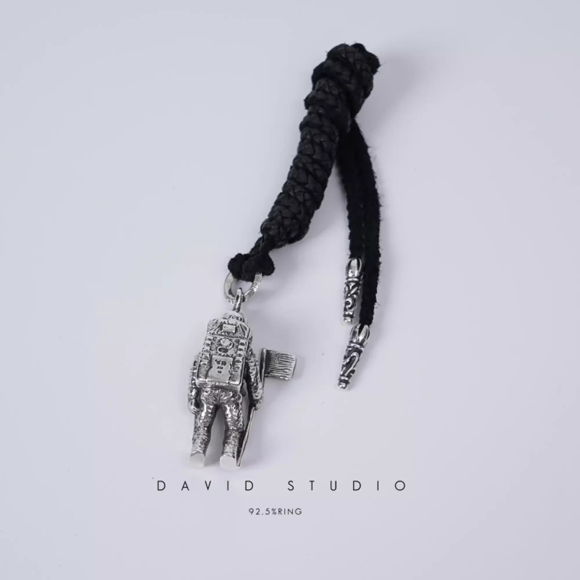 CHROME HEARTS FOTI ASTRONAUT PENDANT – LEATHER BRAID