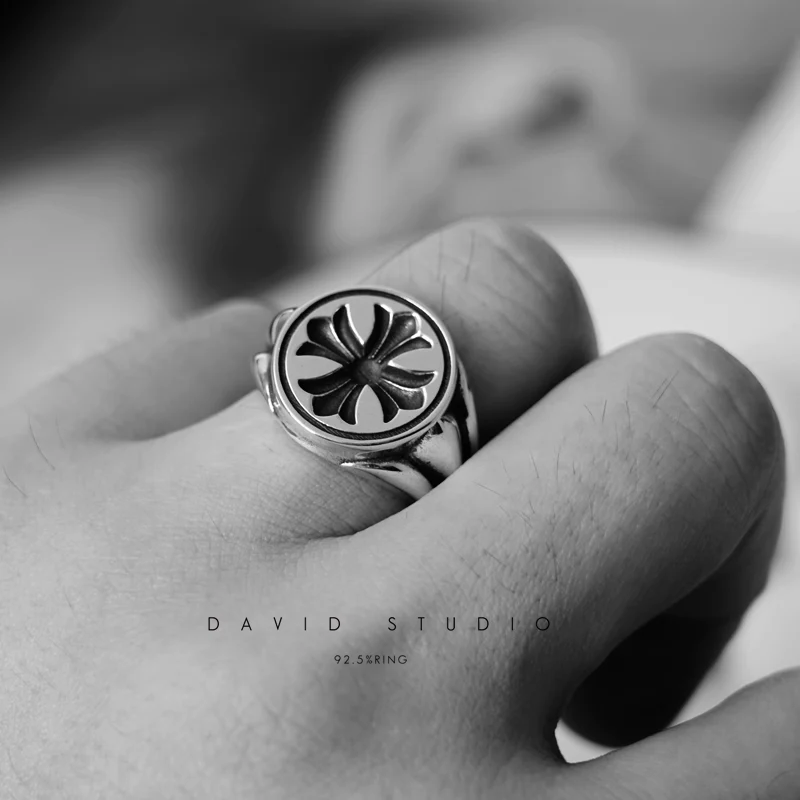 CHROME HEARTS CH PLUS CONCAVE SIGNET RING