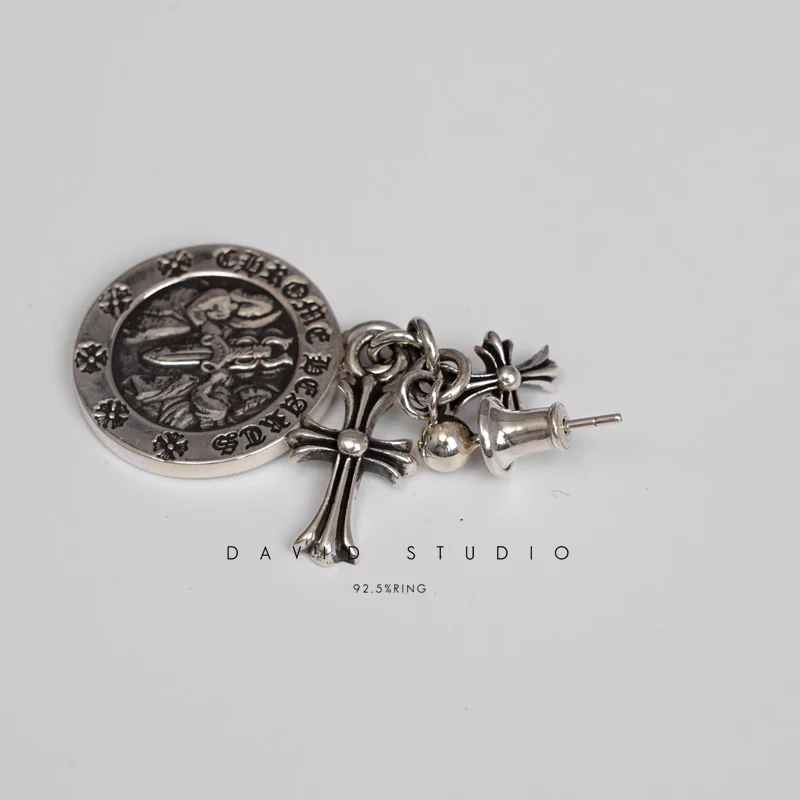 CHROME HEARTS CROSS ANGEL MEDALLION EARRING