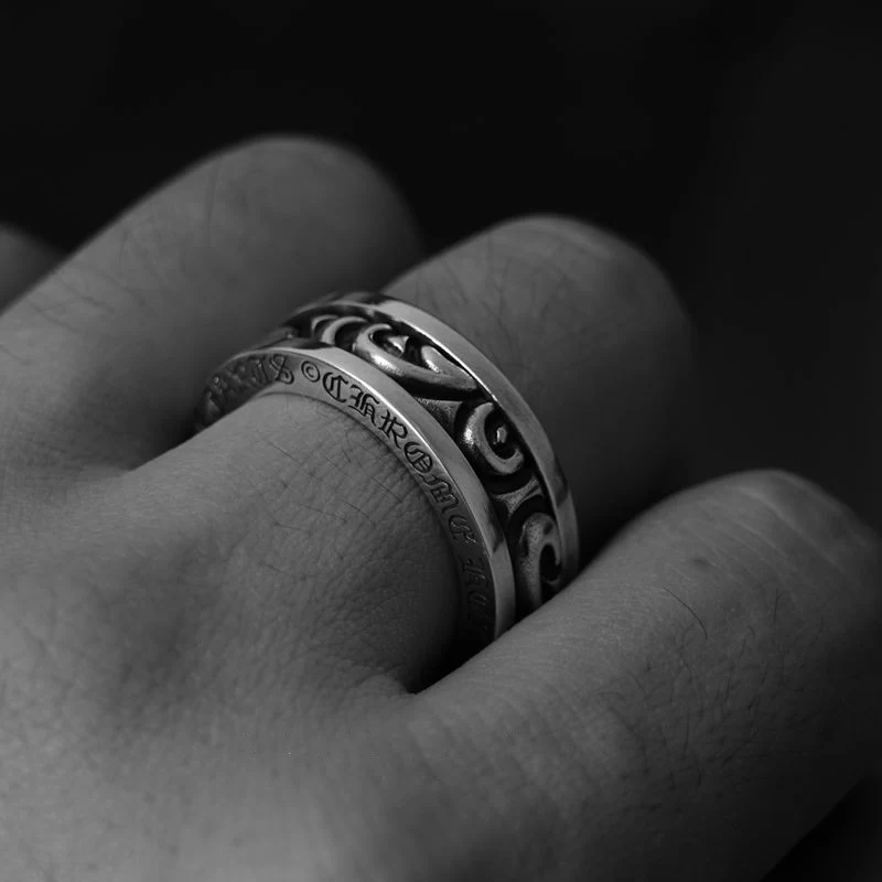 CHROME HEARTS SCROLL SPINNER RING