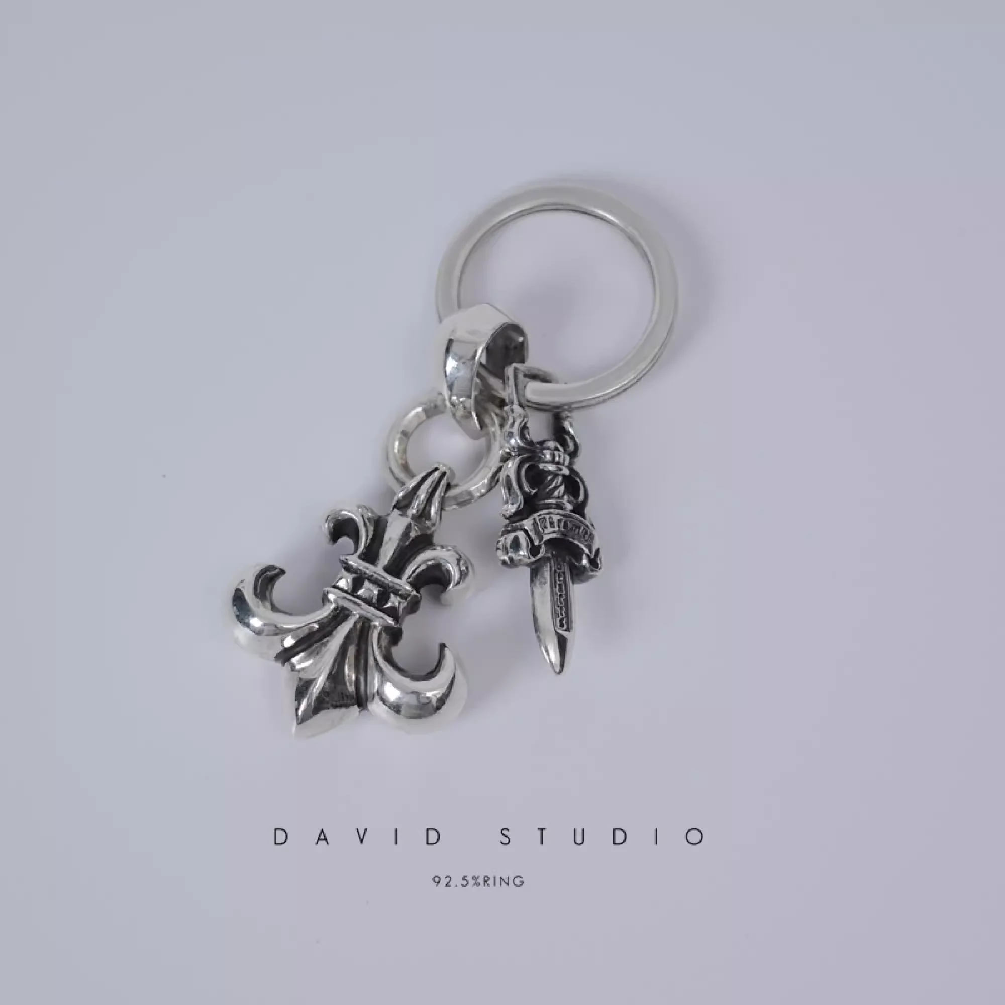 CHROME HEARTS BS FLEUR AND DAGGER KEY RING