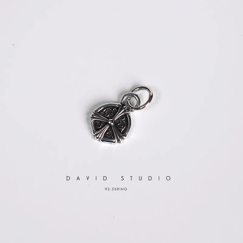 CHROME HEARTS CH PLUS VINE CHARM