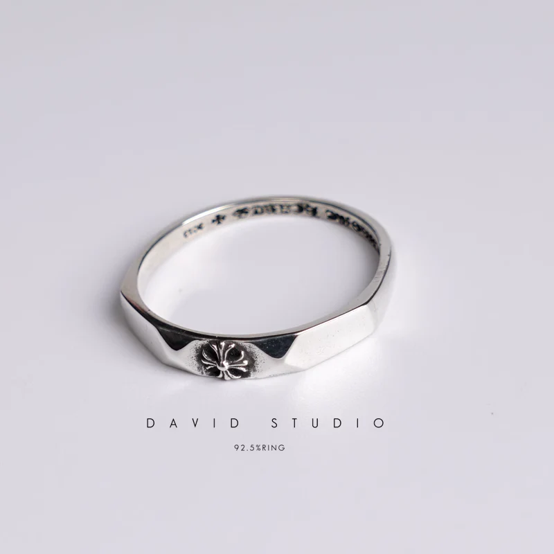CHROME HEARTS BUBBLE GUM PYRAMID CH PLUS RING