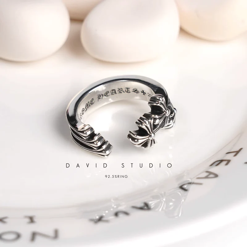 CHROME HEARTS CEMETERY HOOP RING