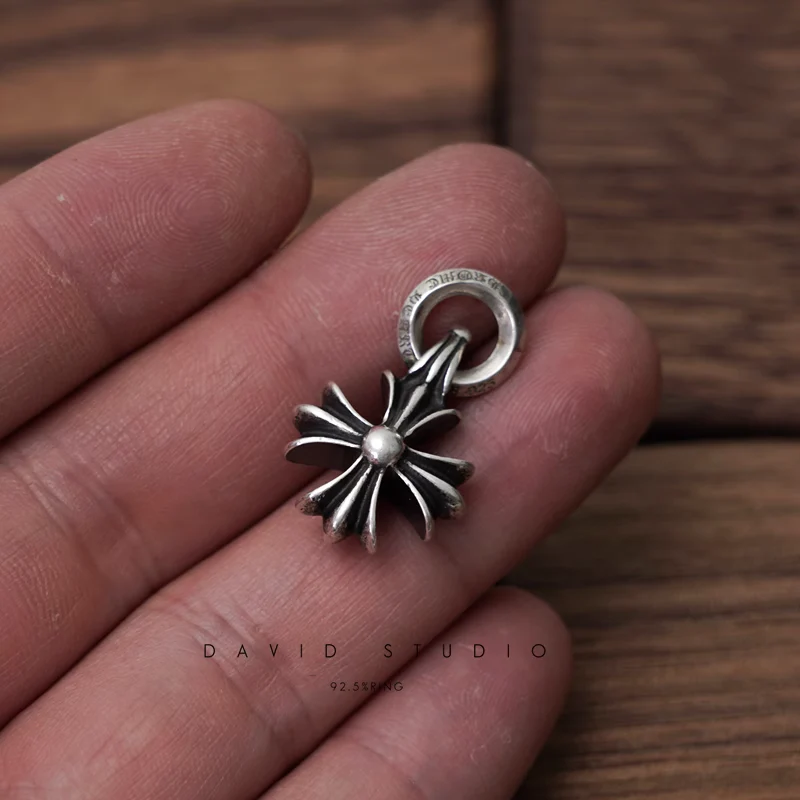 CHROME HEARTS CH PLUS CHARM