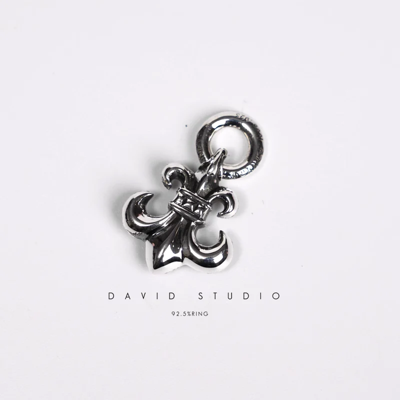 CHROME HEARTS BS FLEUR CHARM WITH DIAMOND