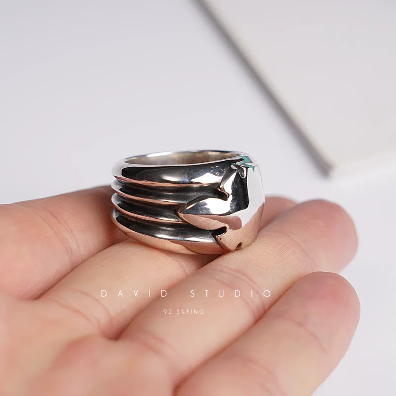 CHROME HEARTS BIG FLEUR TAIL RING